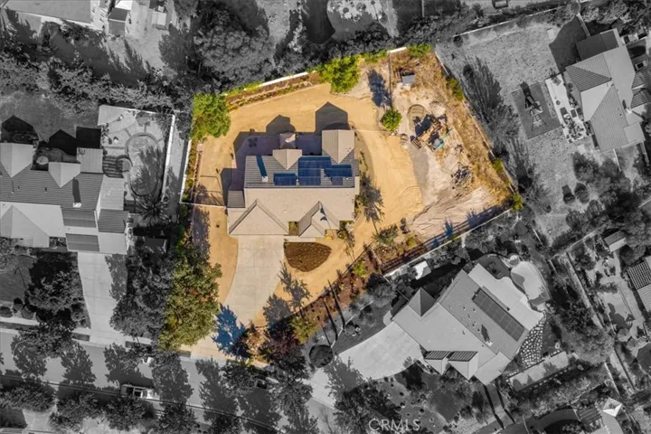 1614 Via Flora, Paso Robles, California 93446