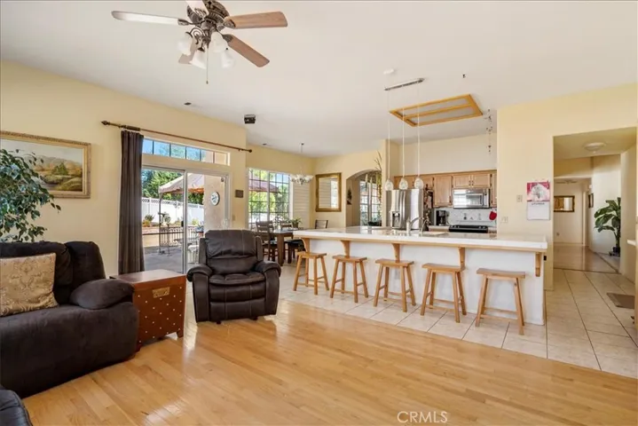 1614 Via Flora, Paso Robles, California 93446