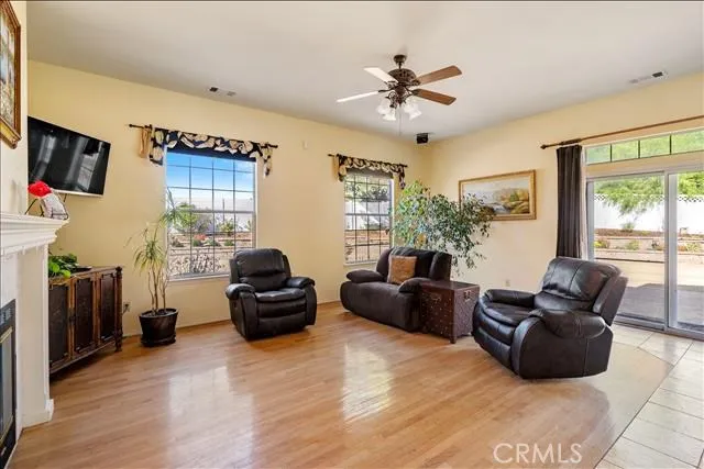 1614 Via Flora, Paso Robles, California 93446