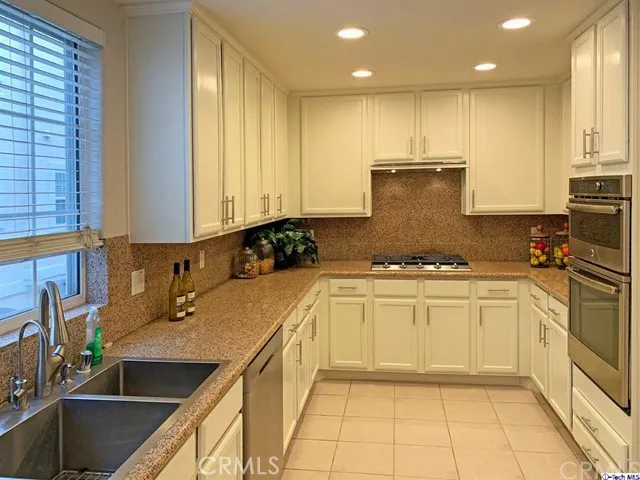 125 Diamond Street, Arcadia, California 91006