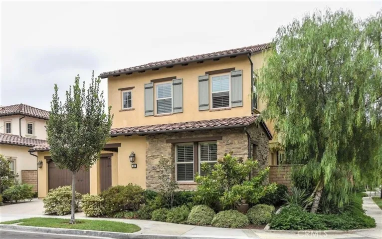 24 Fanpalm, Irvine, California 92620