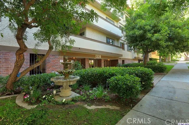 1339 N Columbus Avenue 322, Glendale, California 91202