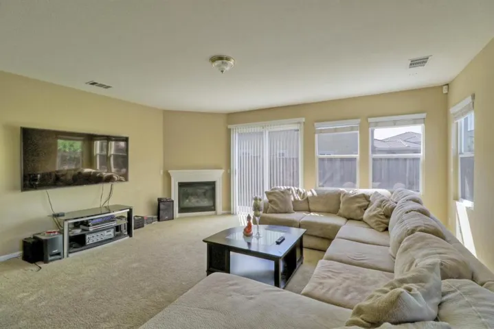 16846 Shady Mill Way, Lathrop, California 95330