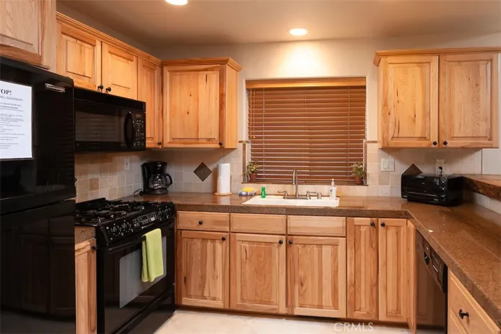 745 Summit Boulevard, Big Bear, California 92315