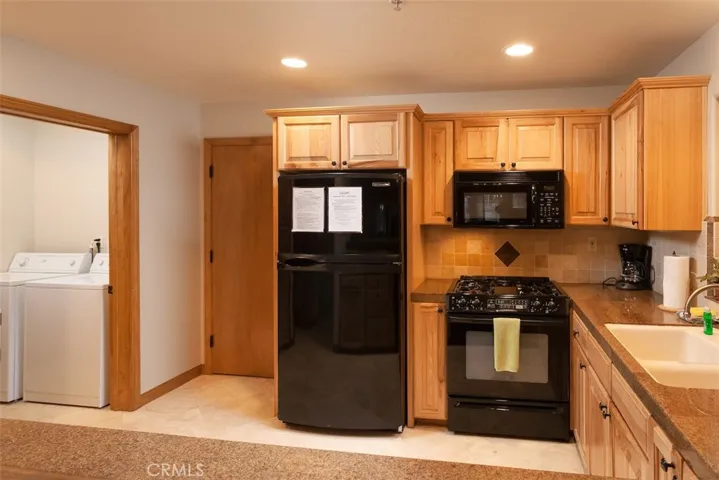 745 Summit Boulevard, Big Bear, California 92315