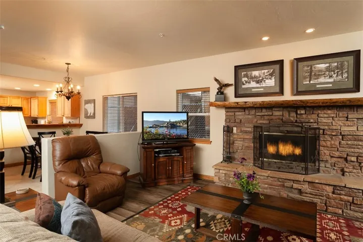 745 Summit Boulevard, Big Bear, California 92315