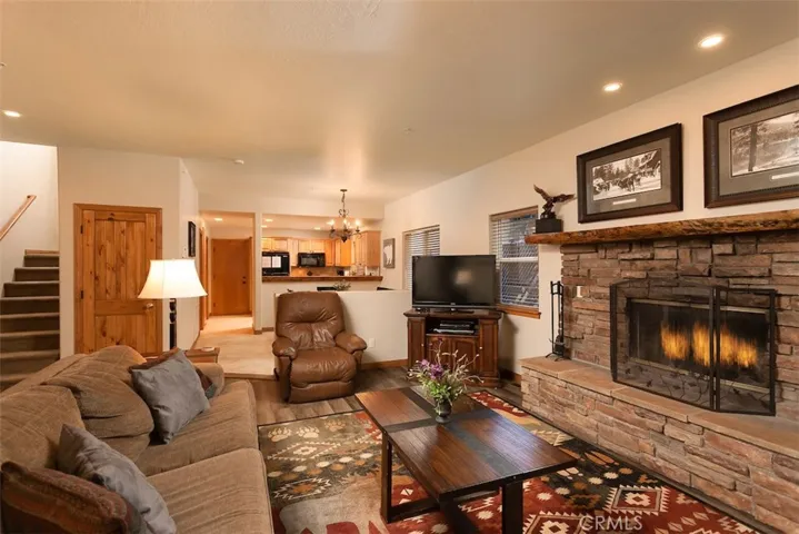 745 Summit Boulevard, Big Bear, California 92315