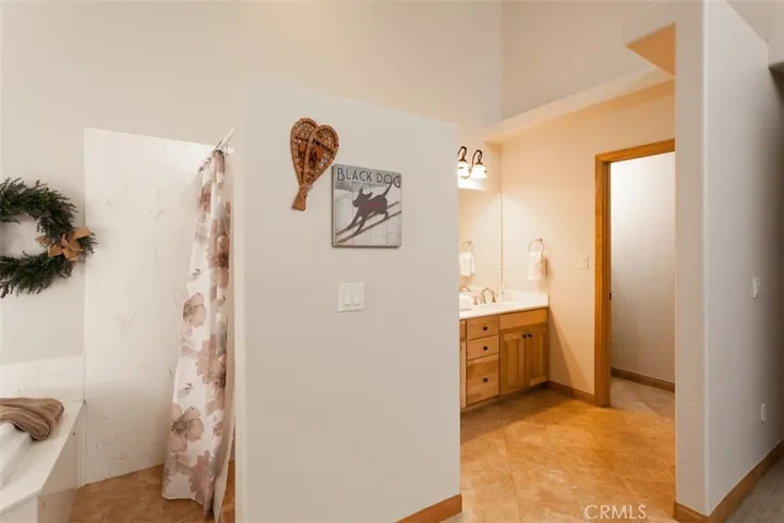 745 Summit Boulevard, Big Bear, California 92315
