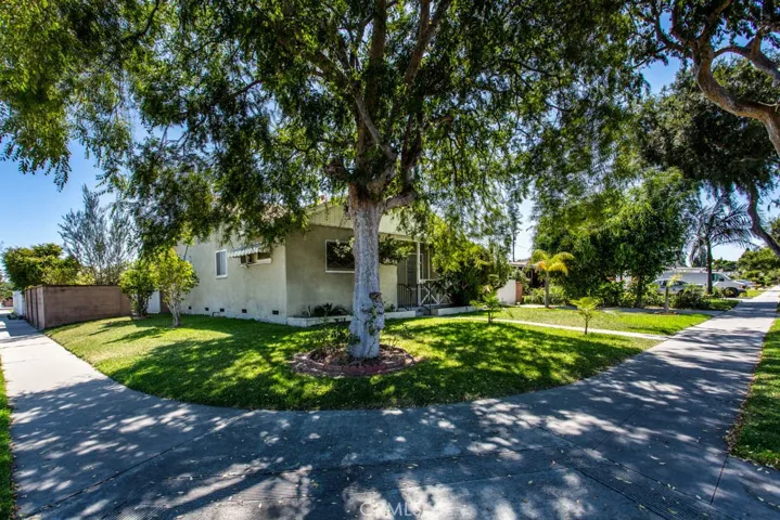 1900 W Orangethorpe Avenue, Fullerton, California 92833