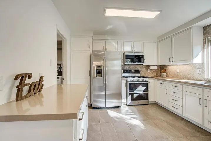 2323 Running Water Court, Santa Clara, California 95054