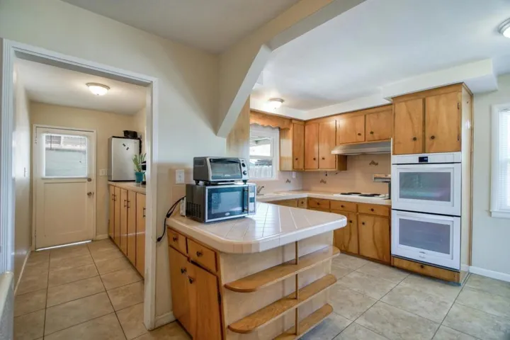 133 Palm Street, Hollister, California 95023