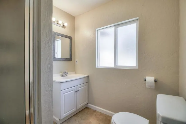 133 Palm Street, Hollister, California 95023