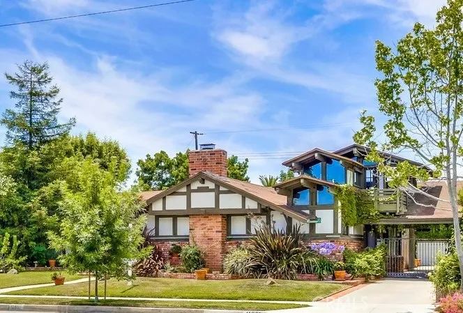 11801 Montecito Road, Rossmoor, California 90720