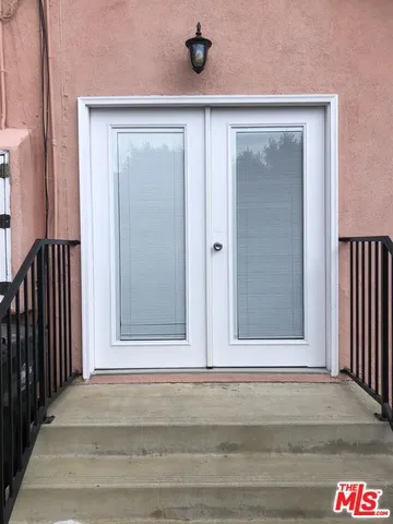 5761 Alviso Avenue 2, Los Angeles, California 90043