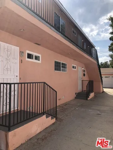 5761 Alviso Avenue 2, Los Angeles, California 90043