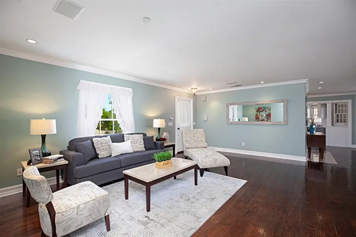 11710 Shadowglen Rd., El Cajon, California 92020