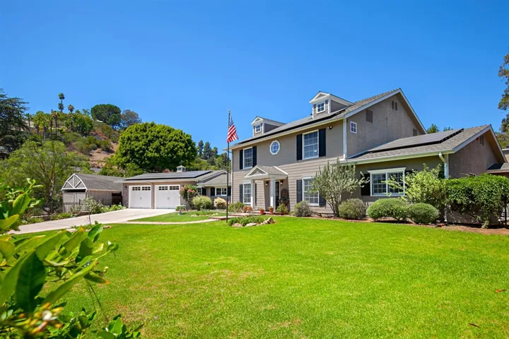 11710 Shadowglen Rd., El Cajon, California 92020