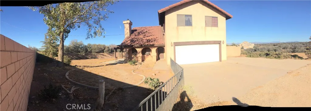 5945 Honeyhill Road, Oak Hills, California 92344