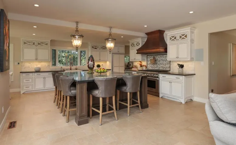 15955 Barry Lane, Monte Sereno, California 95030
