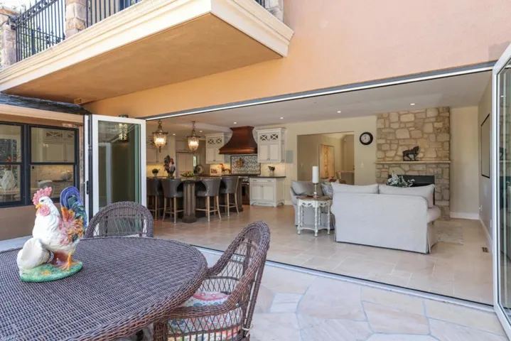 15955 Barry Lane, Monte Sereno, California 95030