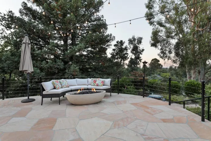 15955 Barry Lane, Monte Sereno, California 95030