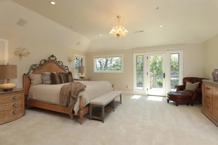 15955 Barry Lane, Monte Sereno, California 95030