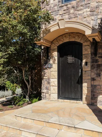 15955 Barry Lane, Monte Sereno, California 95030