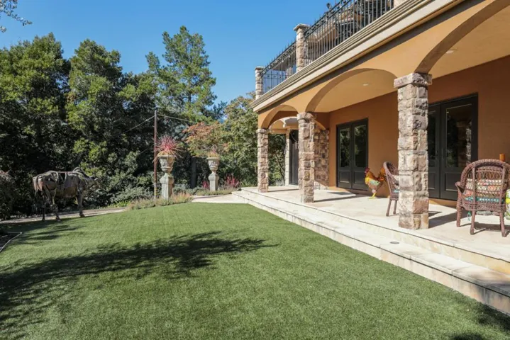 15955 Barry Lane, Monte Sereno, California 95030