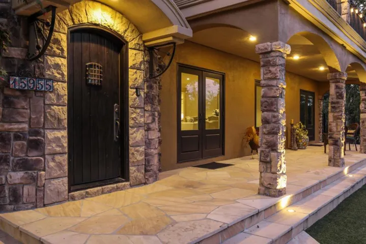 15955 Barry Lane, Monte Sereno, California 95030