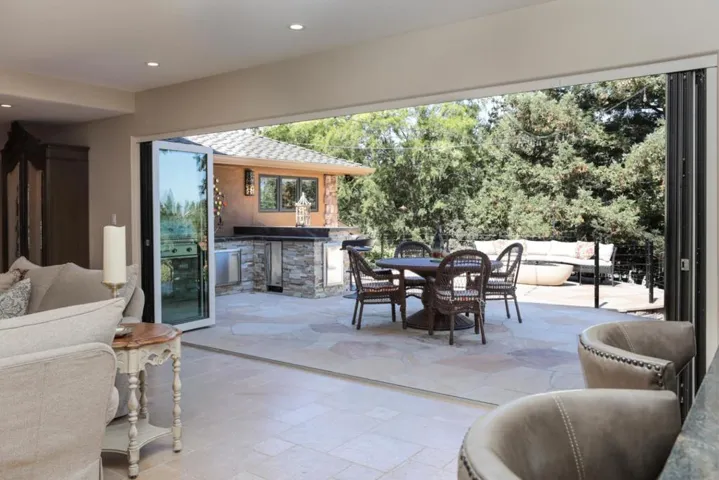 15955 Barry Lane, Monte Sereno, California 95030