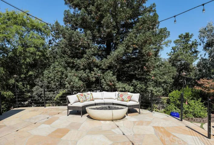 15955 Barry Lane, Monte Sereno, California 95030