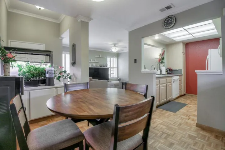 2064 Foxhall Loop, San Jose, California 95125