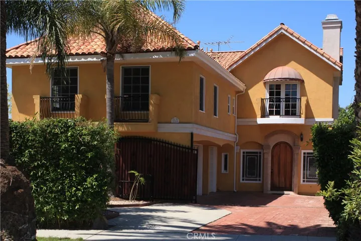East facing front elevation.