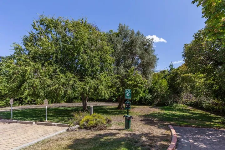 861 Donovan Way, Mountain View, California 94043