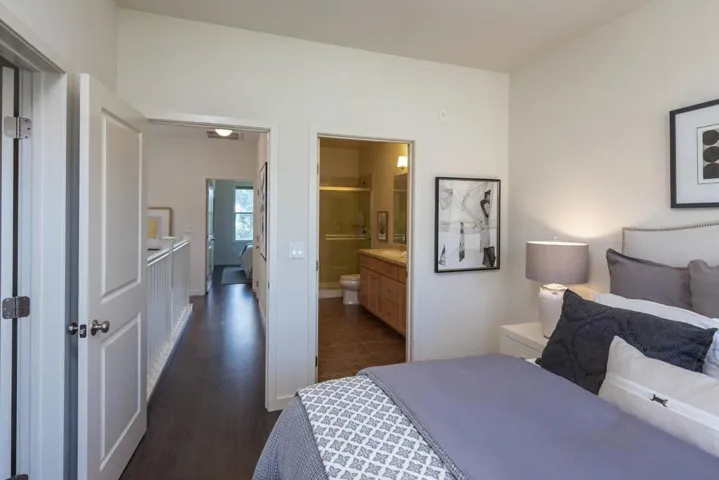 861 Donovan Way, Mountain View, California 94043