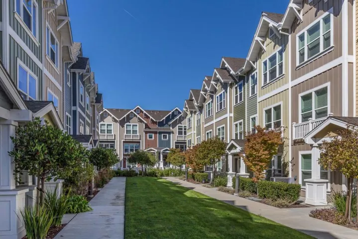 861 Donovan Way, Mountain View, California 94043