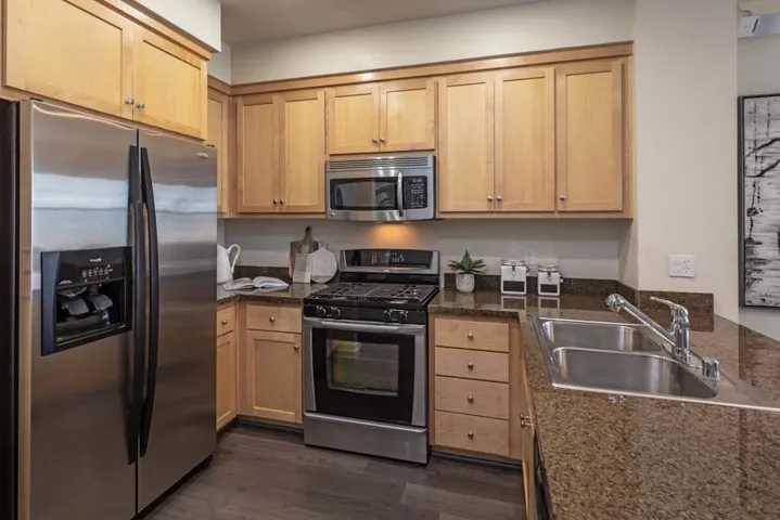 861 Donovan Way, Mountain View, California 94043