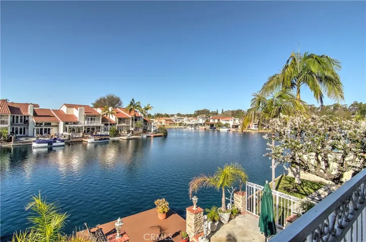 22025 Arrowhead Lane, Lake Forest, California 92630