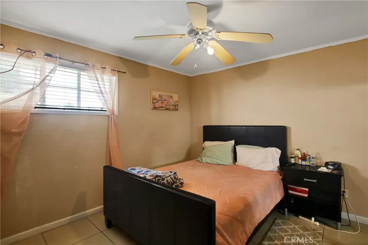 939 W Phillips Boulevard, Pomona, California 91766
