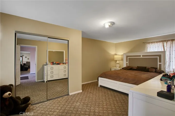 939 W Phillips Boulevard, Pomona, California 91766