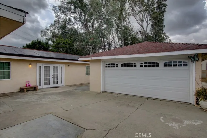939 W Phillips Boulevard, Pomona, California 91766