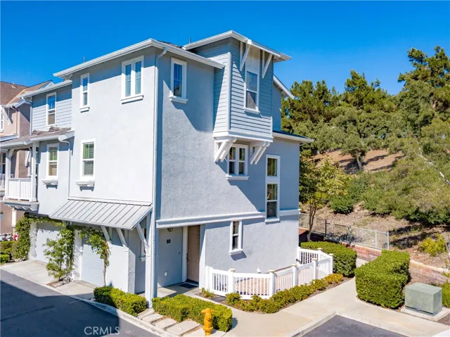80 Hinterland Way, Ladera Ranch, California 92694