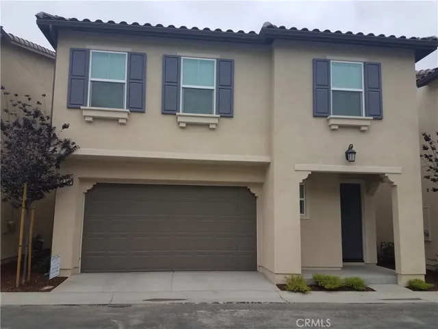 179 W Ridgewood Street, Long Beach, California 90805