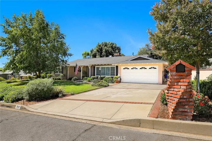 717 Bubbling Well Drive, Glendora, California 91741