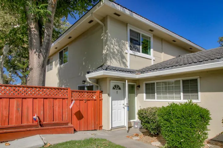5701 Calmor Avenue 2, San Jose, California 95123