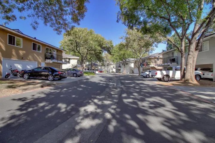 5701 Calmor Avenue 2, San Jose, California 95123