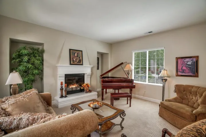 1935 Killarney Court, Gilroy, California 95020