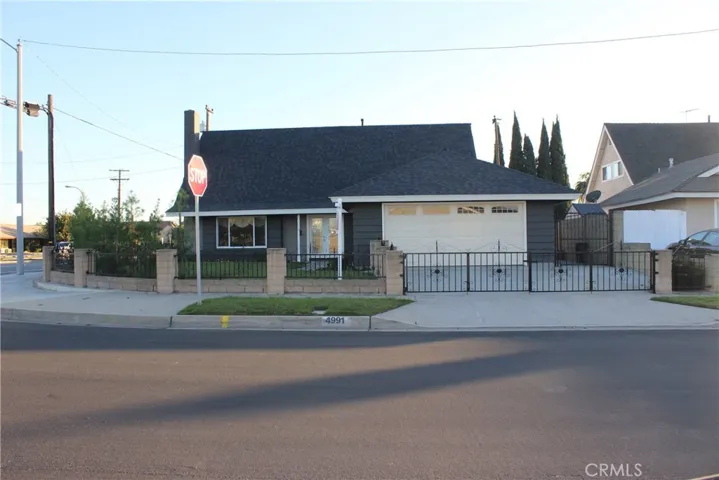 4991 Lemon Avenue, Cypress, California 90630