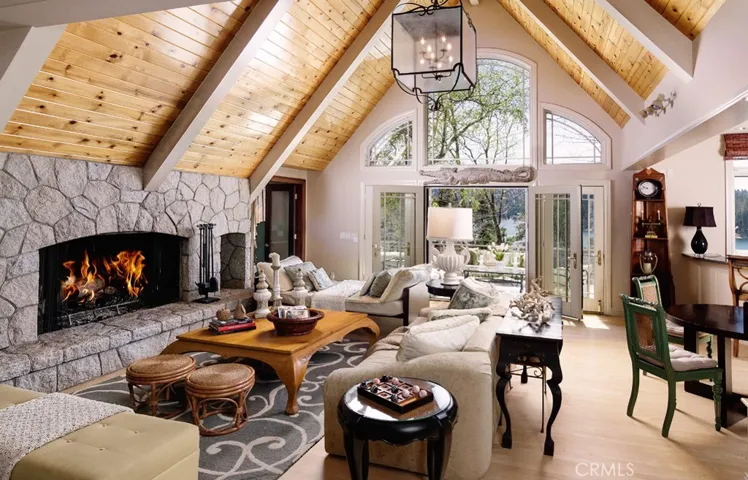 28175 N Shore Road, Lake Arrowhead, California 92352