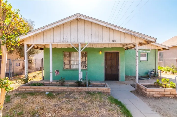 402 E Ramsey Street, Banning, California 92220